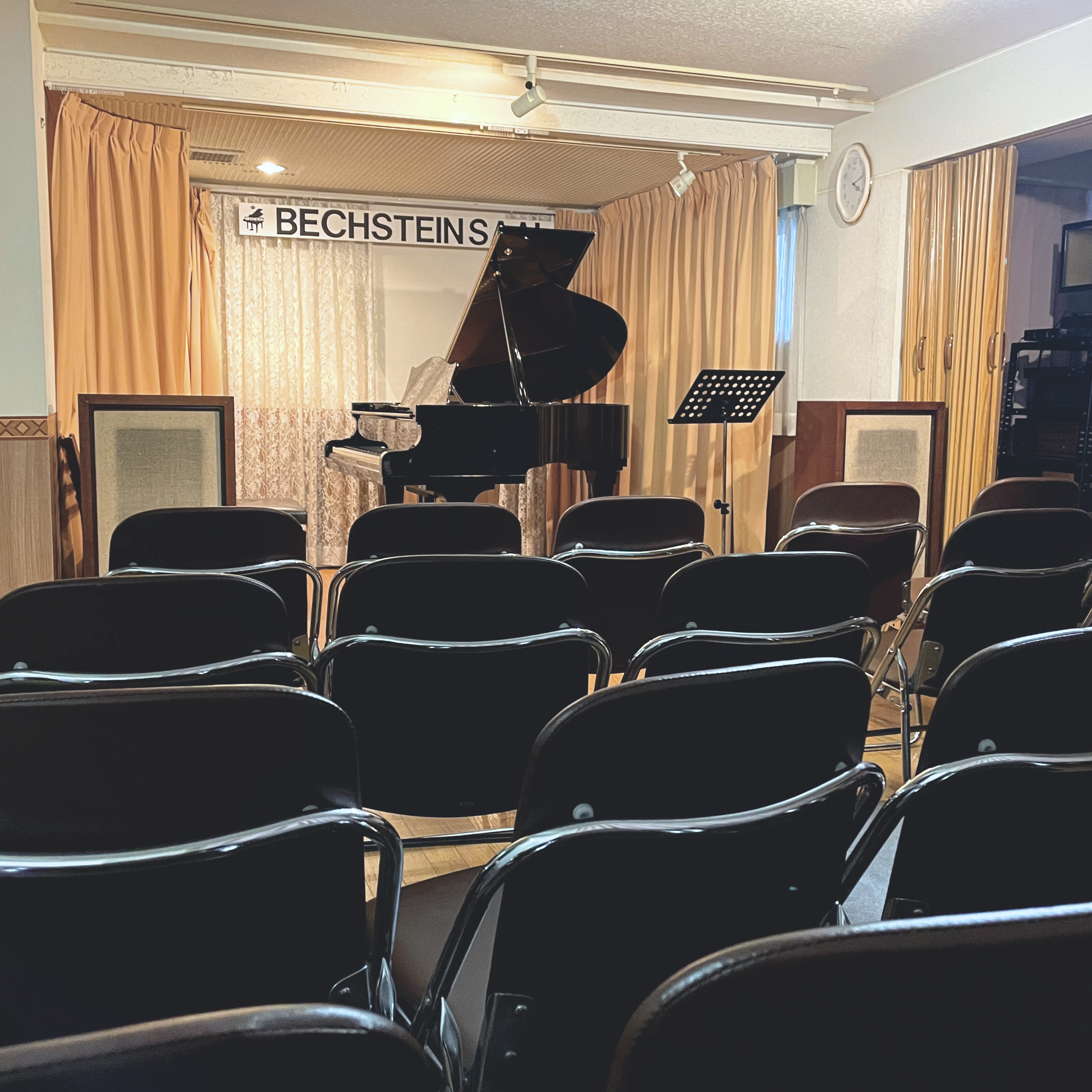 BECHSTEIN SAAL 1